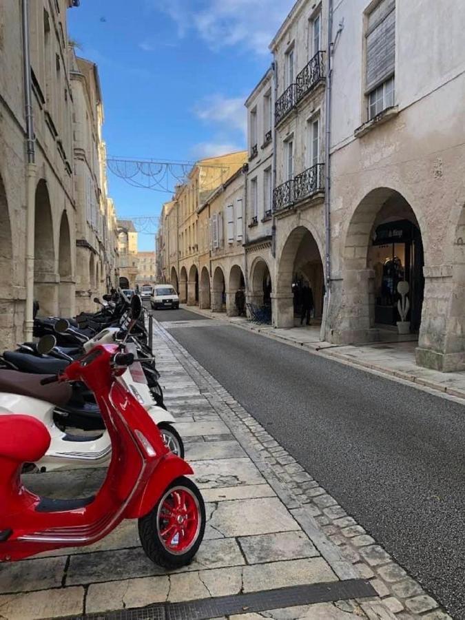 Blue Studio Cosy Et Calme Proche Du Centre Avec Tv Et Wifi La Rochelle  Exteriér fotografie