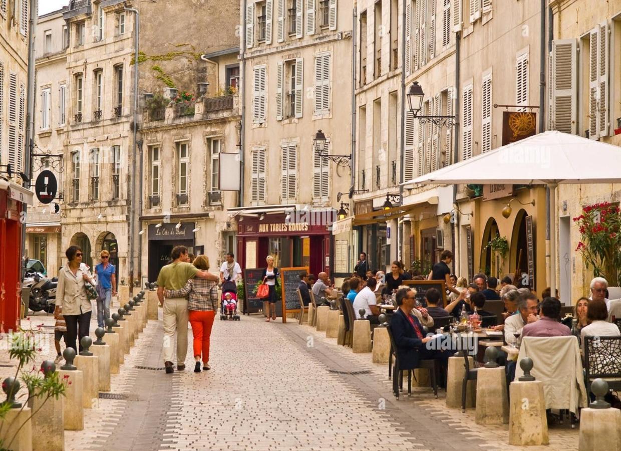 Blue Studio Cosy Et Calme Proche Du Centre Avec Tv Et Wifi La Rochelle  Exteriér fotografie